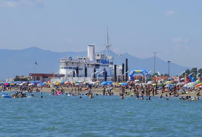 르발카레스 Coquet Studio A 150M De La Plage 아파트 외부 사진